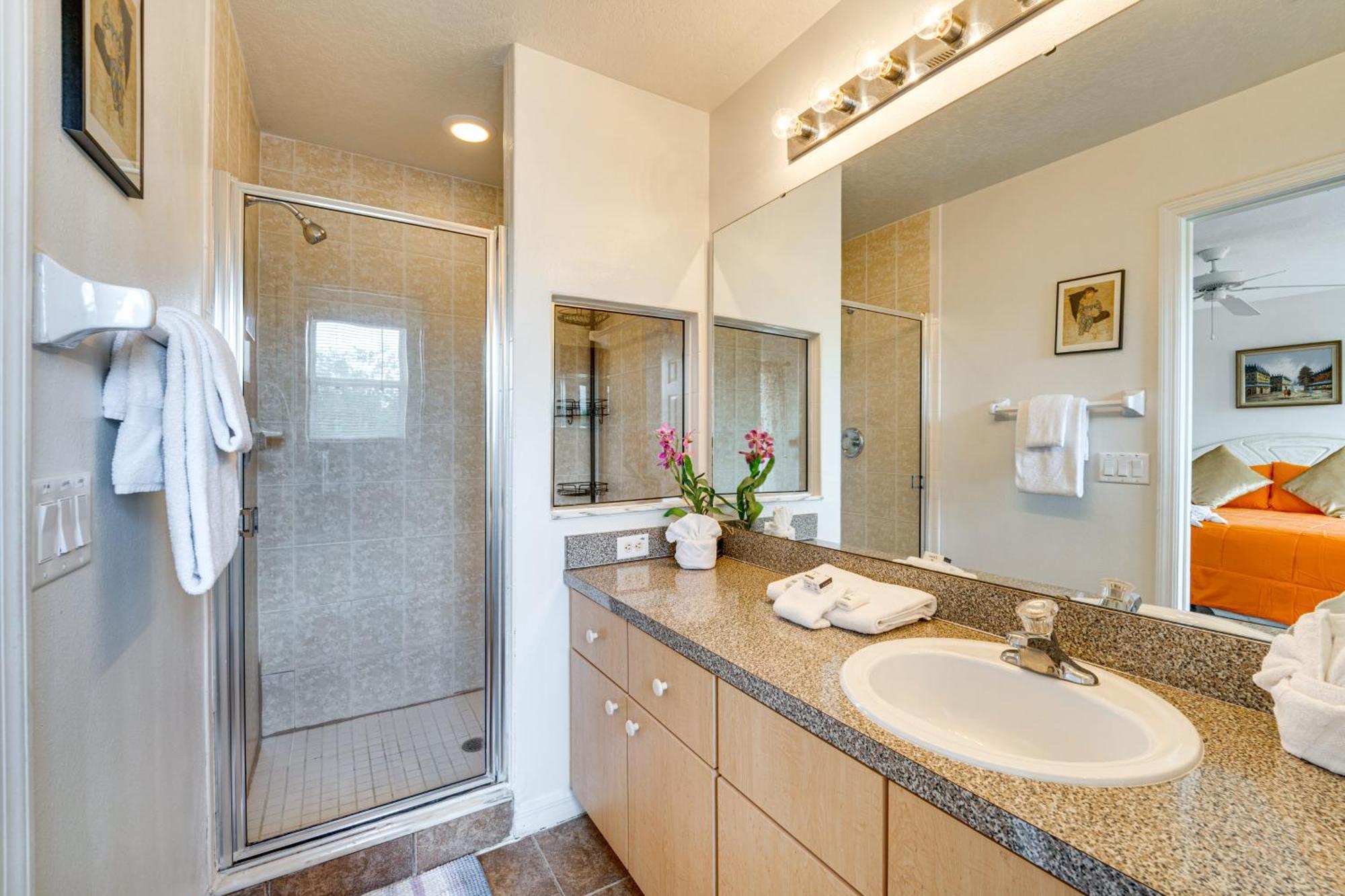 Townhome With Lanai And Pool Access About 10 Mi To Disney! * Kissimmee